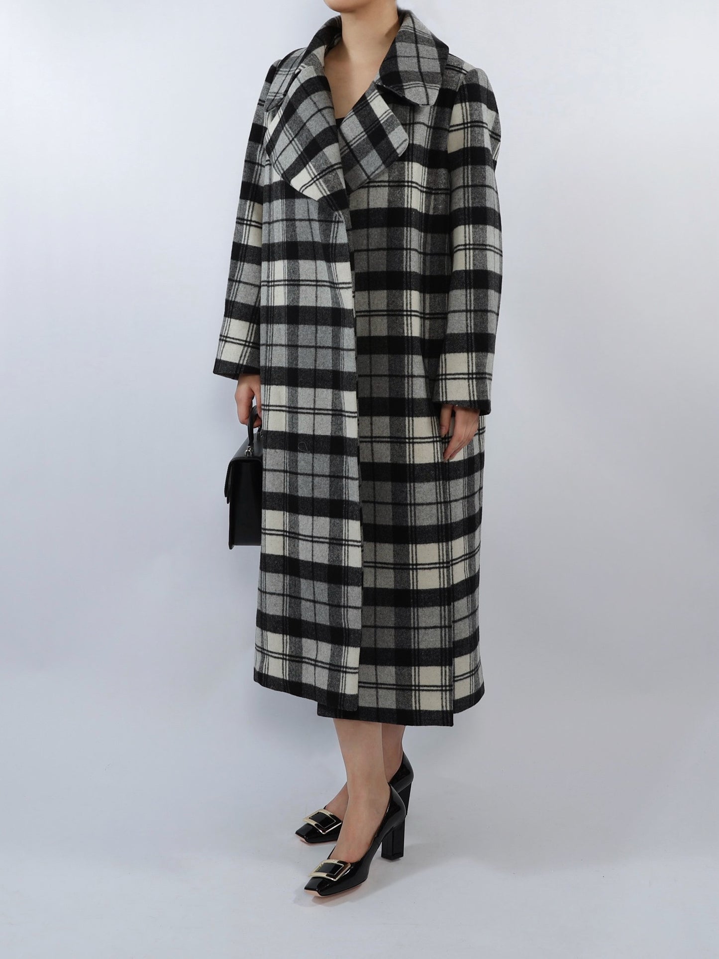 Black and White Plaid Lazy Coat